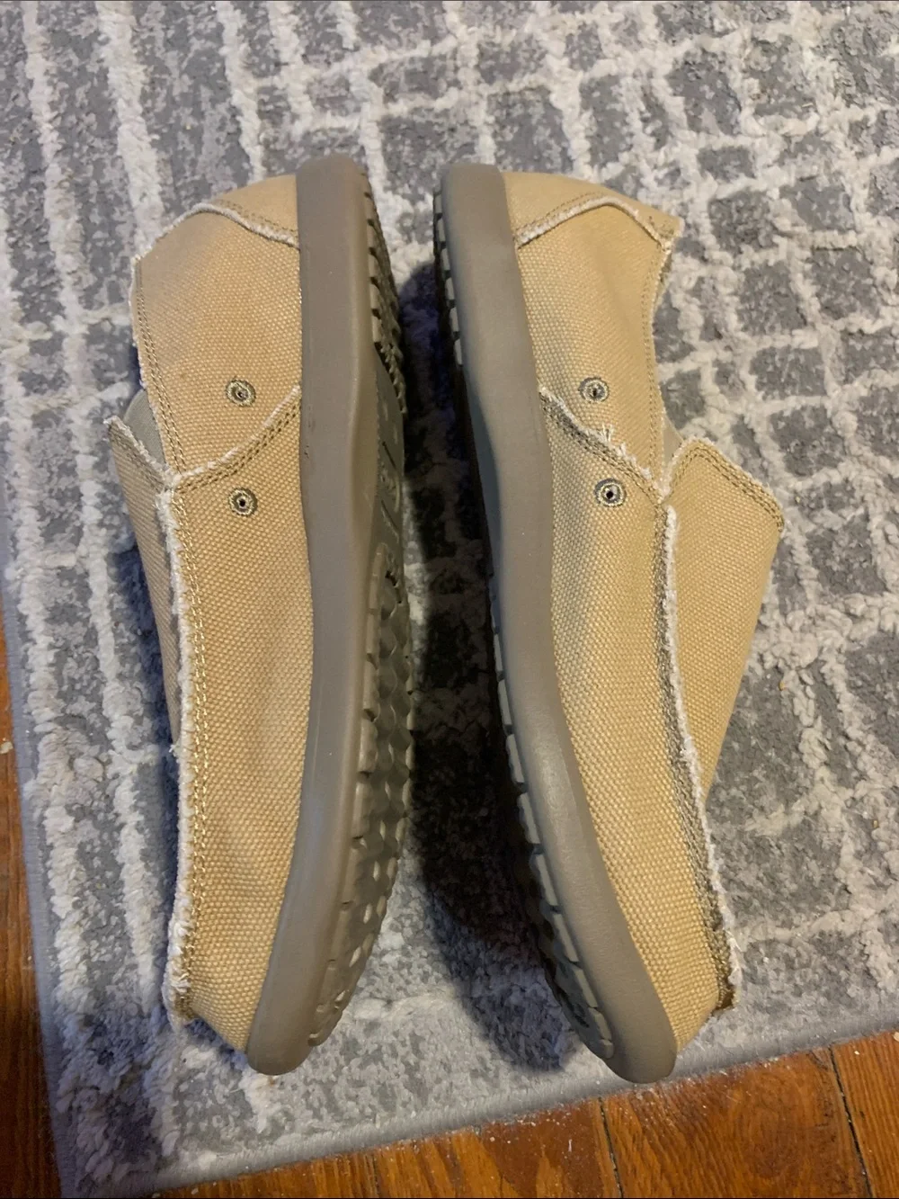 Crocs - Picture 2 of 8